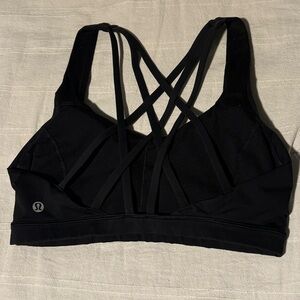 🦋 Lululemon athletica Black Crisscross Sports Bra